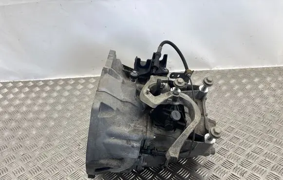 Ford Focus Manual 5 speed gearbox KV6R7002AHB 110920032409