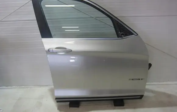 BMW X3 F25 Front door