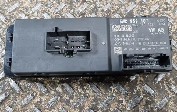Volkswagen Tiguan Allspace Tailgate/trunk control unit/module 5WC959107 3G5971502A