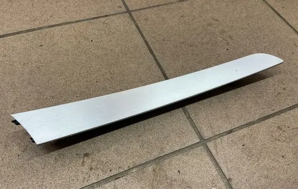 Audi A4 S4 B8 8K Front door trim bar 8K0867409