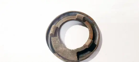 Toyota Auris 150 Front coil spring rubber mount 482570d010 48257-0d010