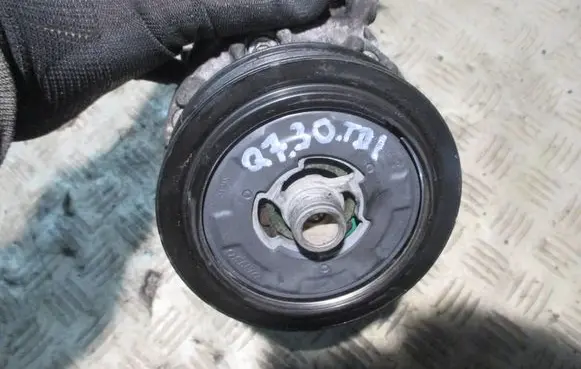Audi Q7 4L Air conditioning (A/C) compressor (pump) 7L6820803J 00527 7SEU17C