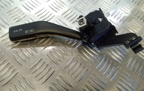 Audi A3 S3 8P Indicator stalk 1K0953513