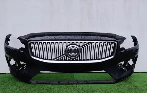 Volvo V60 Front bumper 31690589