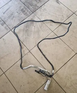 BMW X5 F15 AdBlue supply pipe 7295663 16197295663