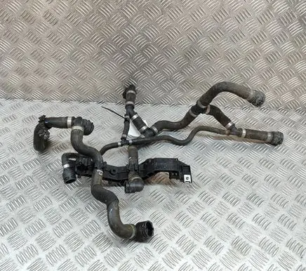 Mercedes-Benz GLE W167 Engine coolant pipe/hose A1675014303