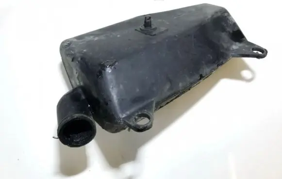KIA Sorento Intake resonator 9128789 0023935