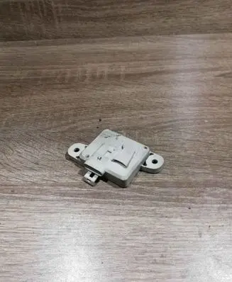 Opel Vectra B Airbag deployment crash/impact sensor 09136122