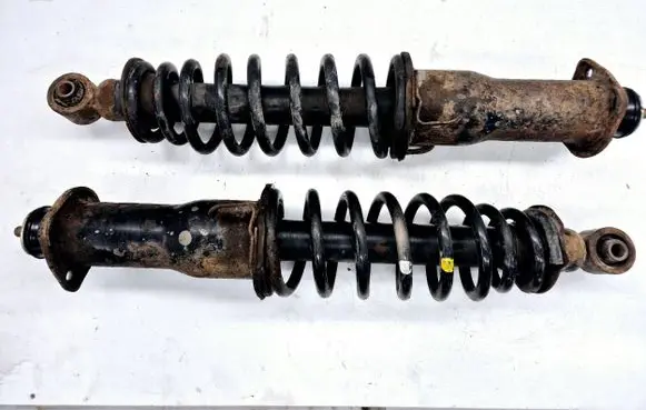 Lexus IS 200-300 Rear shock absorber with coil spring 4853053010