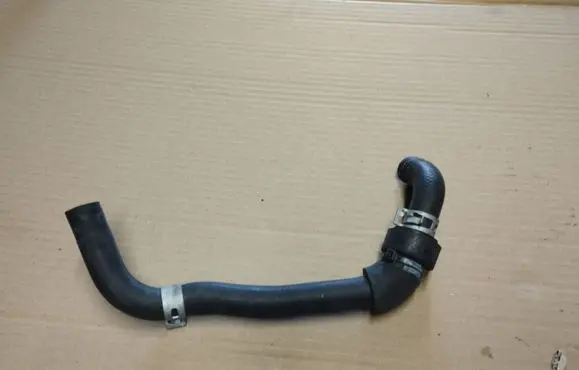 Honda CR-V Engine coolant pipe/hose