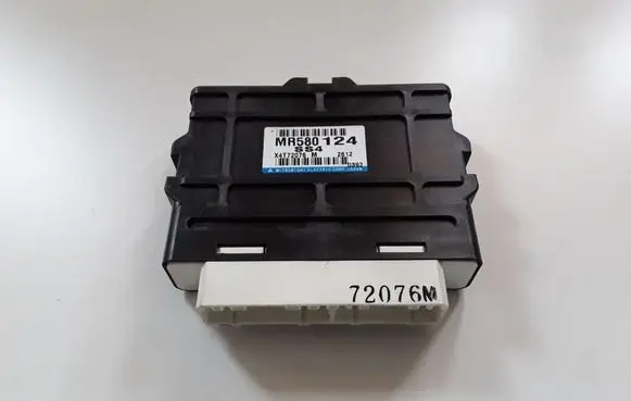 Mitsubishi Pajero Other control units/modules MR580124