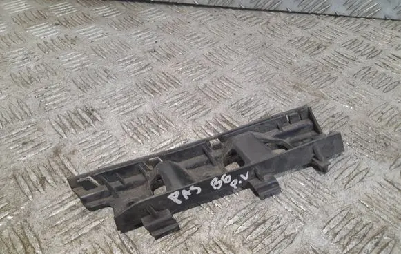 Volkswagen PASSAT B6 Front bumper mounting bracket 3C0807184