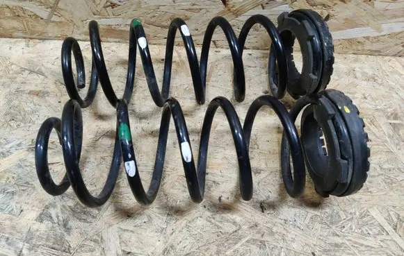 Hyundai i10 Rear coil spring