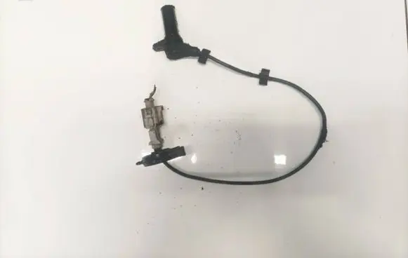 Volkswagen Golf IV Camshaft position sensor abe038907313d