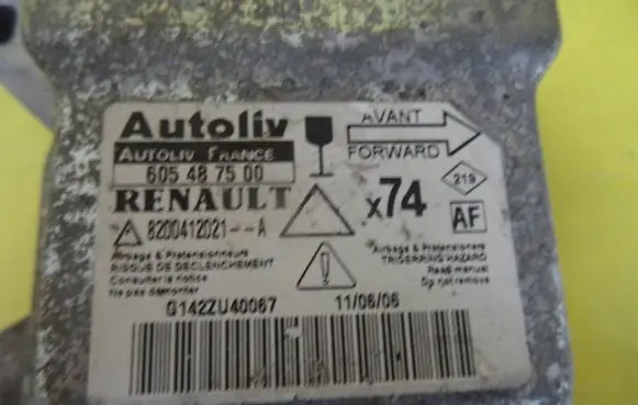Renault Laguna II Airbag control unit/module 605487500 8200412021A