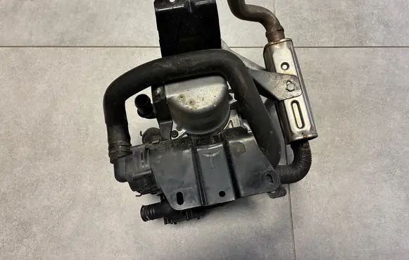 Land Rover Range Rover Sport L320 Coolant heater control valve AH2218B506BA