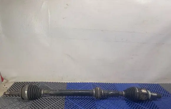 Lexus CT 200H Front driveshaft 14050813406