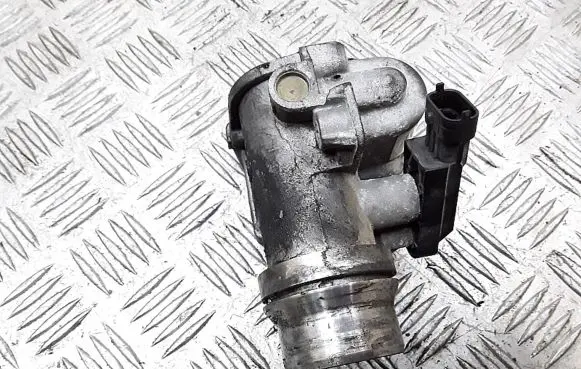Renault Sandero II Throttle valve 161A05457R