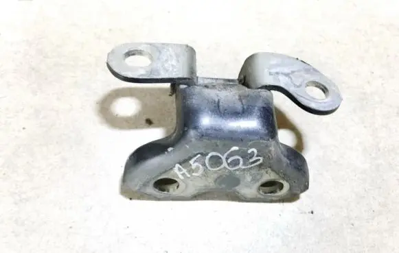 Lexus IS 220D-250-350 Rear door lower hinge