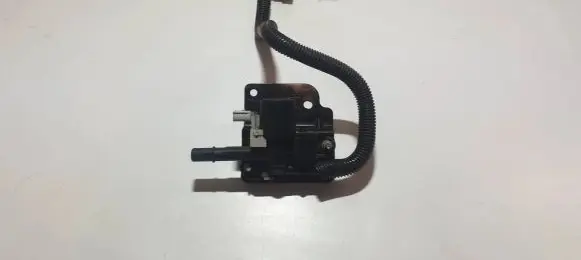 Ford Fusion II Electromagnetic valve DU5A9G712BD