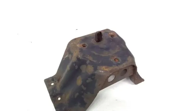 Mitsubishi Pajero Spare wheel mounting bracket 