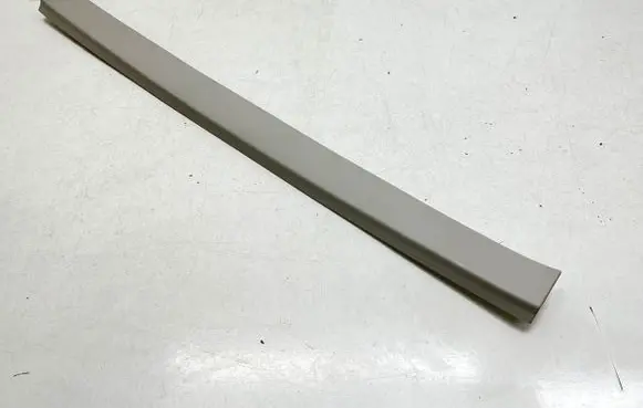 Volkswagen Touran III Other trunk/boot trim element 5TA867617