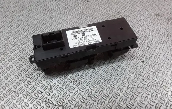 Volkswagen PASSAT B5.5 Electric window control switch 1J4959857D