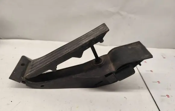 BMW 5 E60 E61 Accelerator throttle pedal