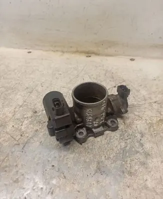 Toyota Avensis T250 Throttle valve