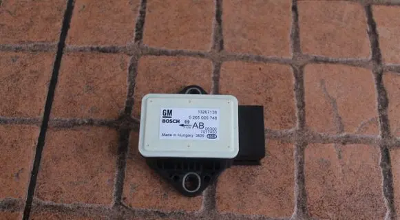 Opel Corsa D ESP acceleration yaw rate sensor 13267138