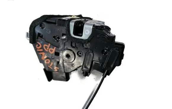 KIA Stonic Front door lock 81320-H8050
