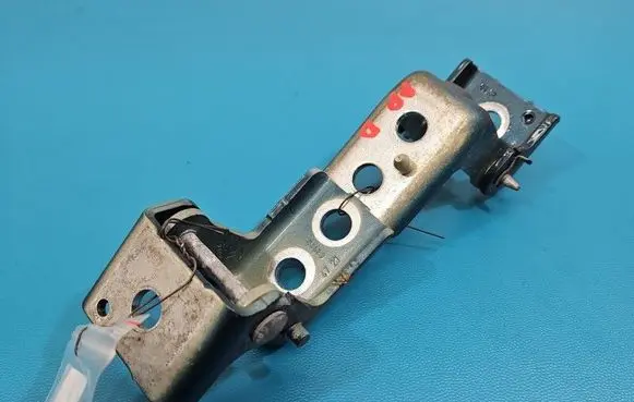 Citroen C5 Aircross Front door hinge set IMPRK1561425