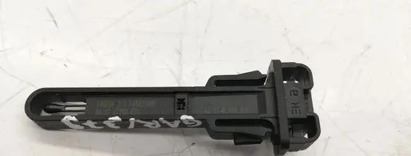 BMW X3 E83 Oil temperature sensor 6930015