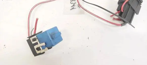 BMW 5 E39 Other relay 61368364581 61.36-8364581