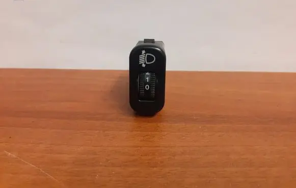Mercedes-Benz Sprinter W906 Headlight level height control switch 9068260038 10432