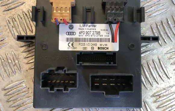Audi A6 S6 C6 4F Comfort/convenience module 4F0907279B F005V00449 4F0910279B