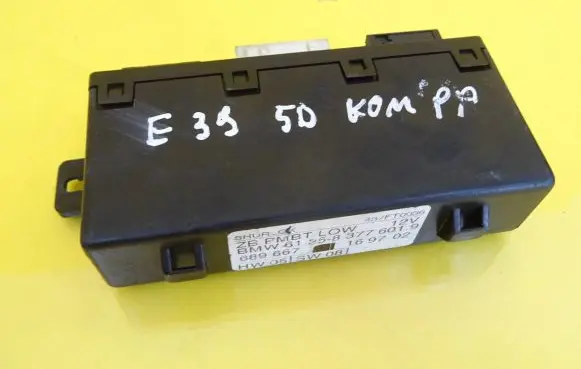 BMW 5 E39 Door control unit/module 8377601.9 83776019 61.35-8377601.9