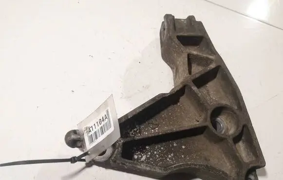 Opel Astra H Engine mounting bracket 13125625