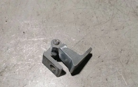 Skoda Superb B8 (3V) Front door upper hinge 8X0831404E