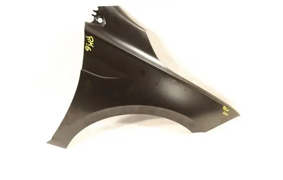 Volkswagen Polo VI Fender 2G0821106