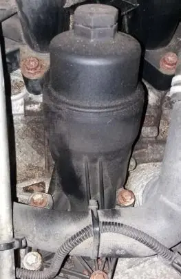 Mercedes-Benz A W169 Oil filter cover 
