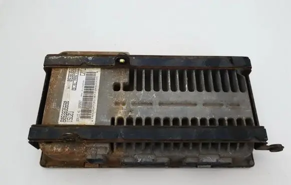 Isuzu Trooper Engine control unit/module 09383569 8093835690