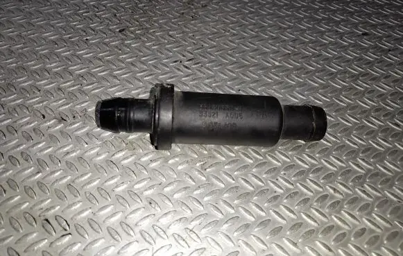 Dodge Durango Breather/breather pipe/hose 53030850AB