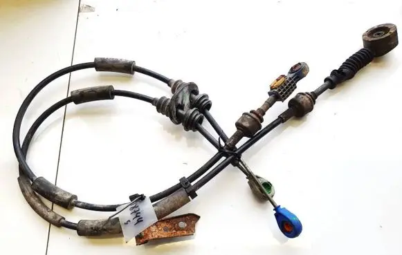 Gear shift cable linkage