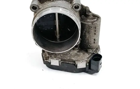 Audi Q7 4L Throttle valve 06E133062G