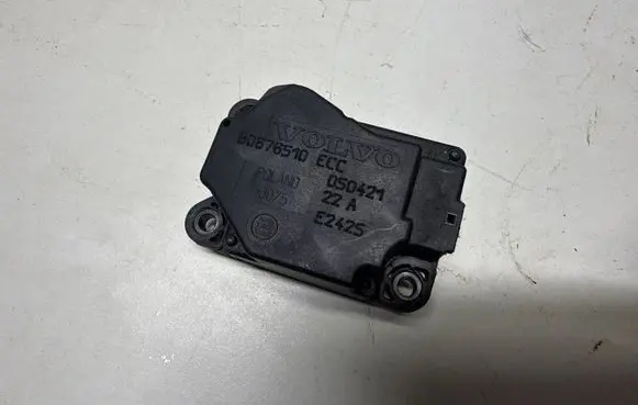 Volvo XC90 Air flap motor/actuator 30676510