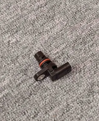 Volkswagen Tiguan Camshaft position sensor 04C907601B