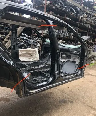 Volkswagen T-Roc Front sill (body part)