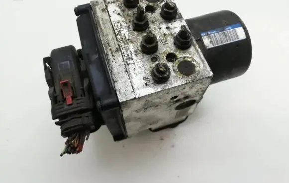 Volkswagen PASSAT B6 ABS Pump 3C0614095P