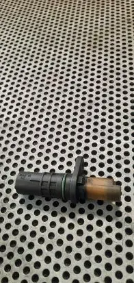 Renault Master III Crankshaft position gear 8200638500